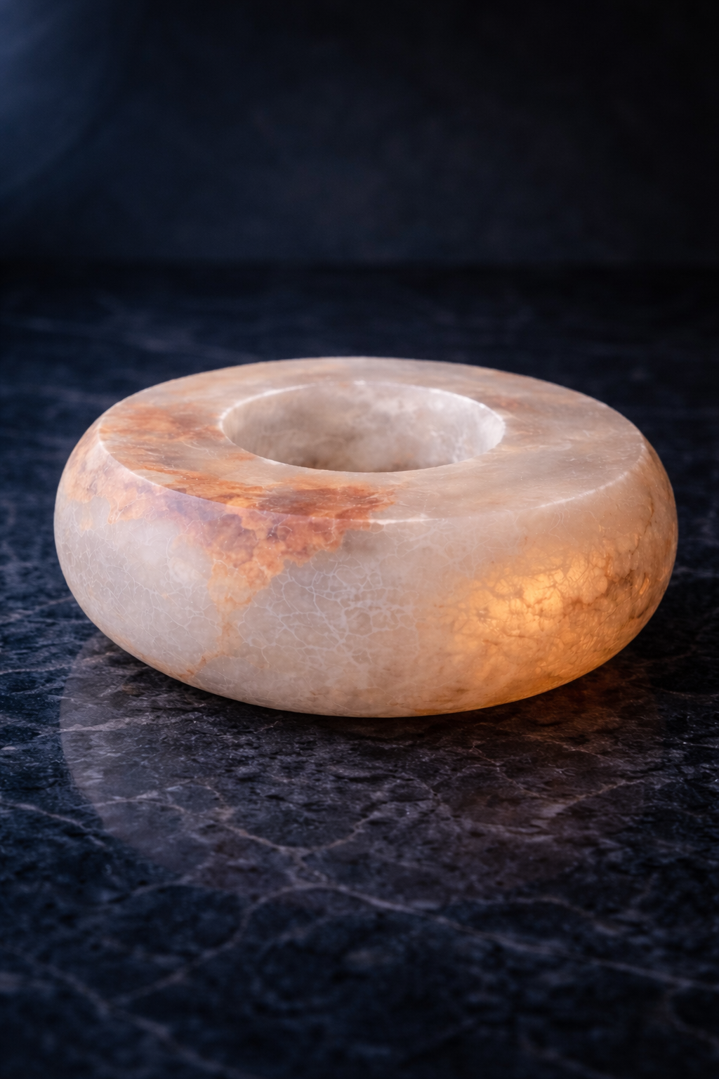 Alabaster candle holder for Isis moon candle
